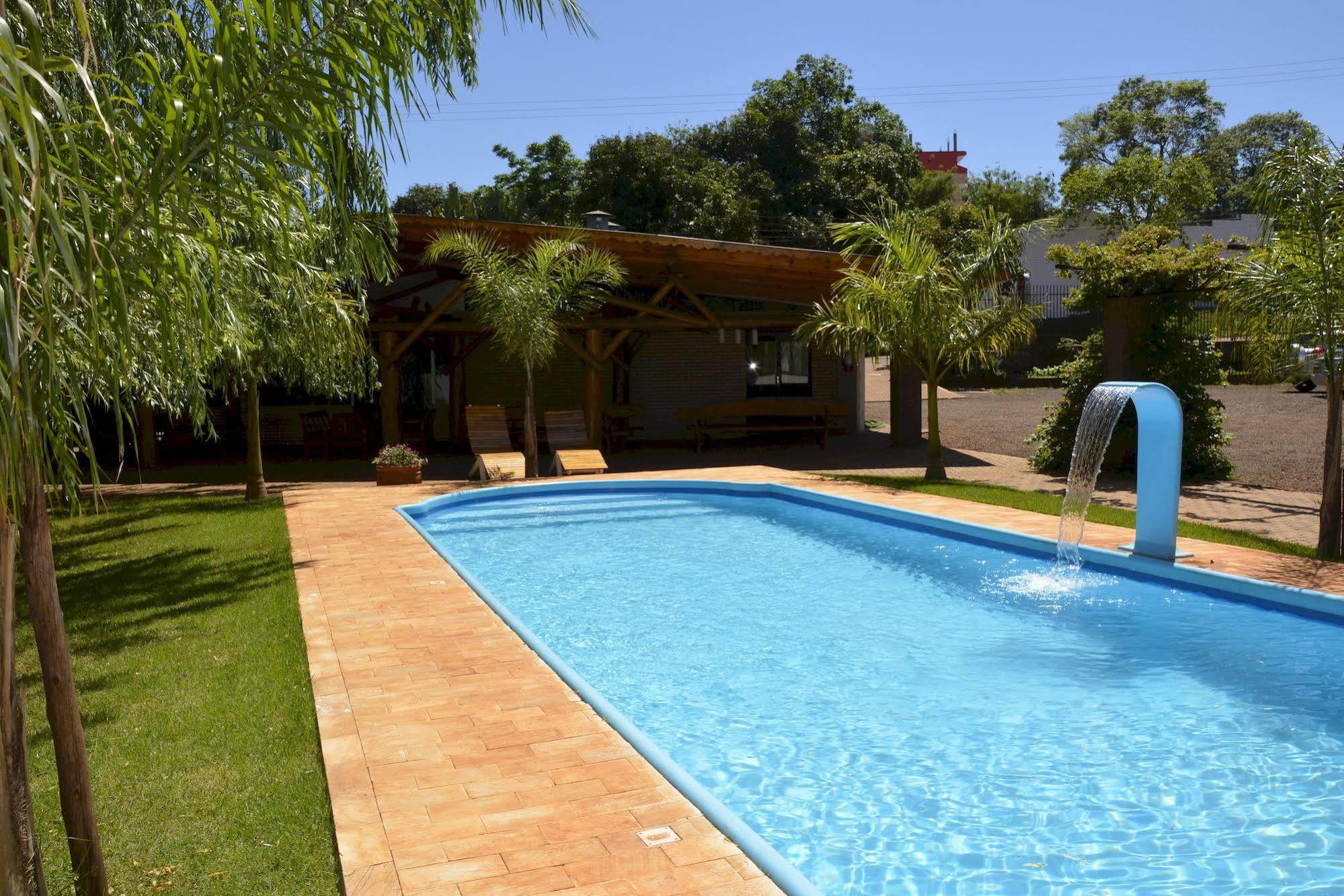 Hotel Salzburgo Ciudad del Este Luaran gambar